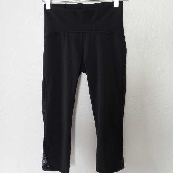 Lululemon Train Times High Rise Crop Full-On Luxtreme Black sz.4 - Picture 4 of 15
